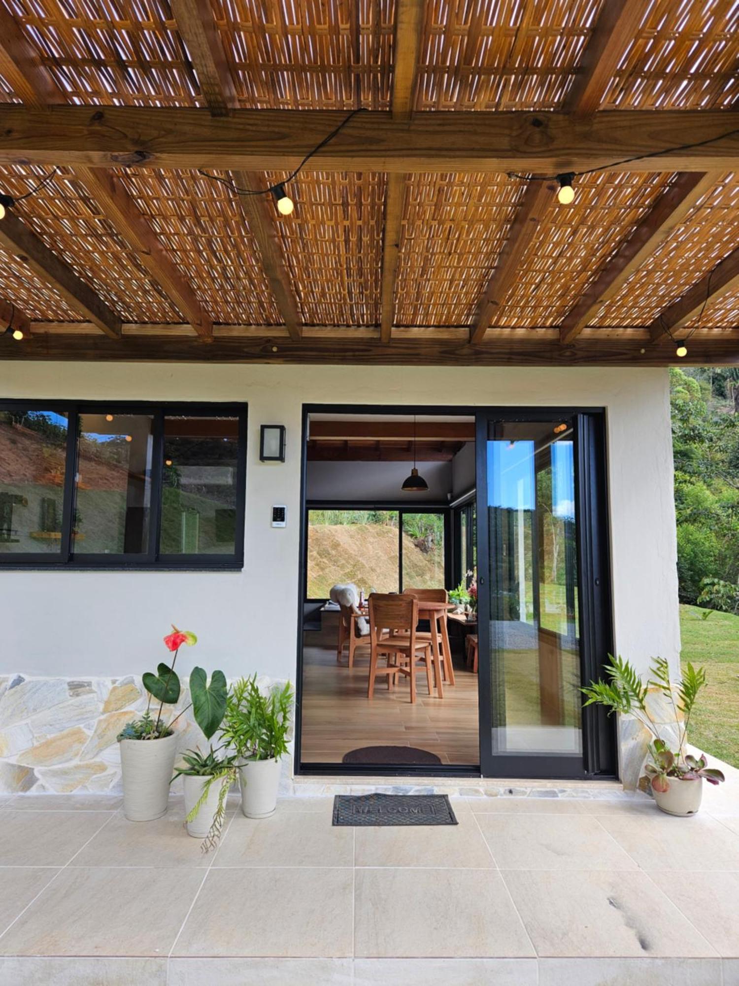 Villa Vila Pinheiro à Santa Teresa  Extérieur photo