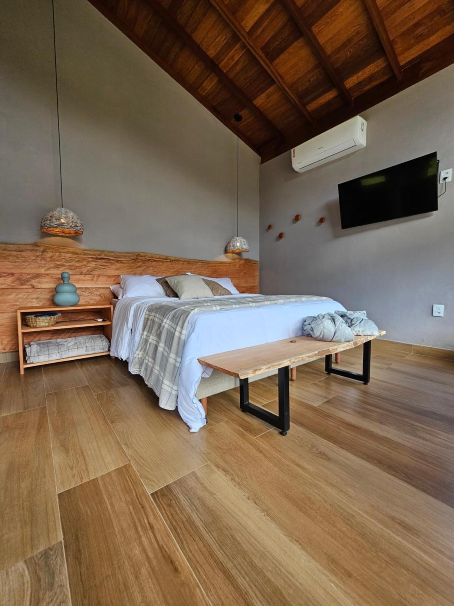 Villa Vila Pinheiro à Santa Teresa  Extérieur photo